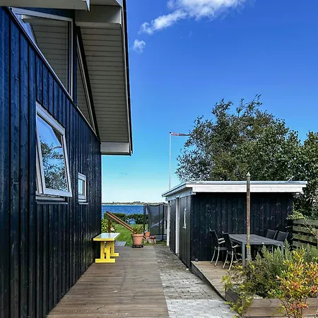 Beachfront Near Dalby Bay *