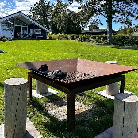 Beachfront Near Dalby Bay * Mesinge