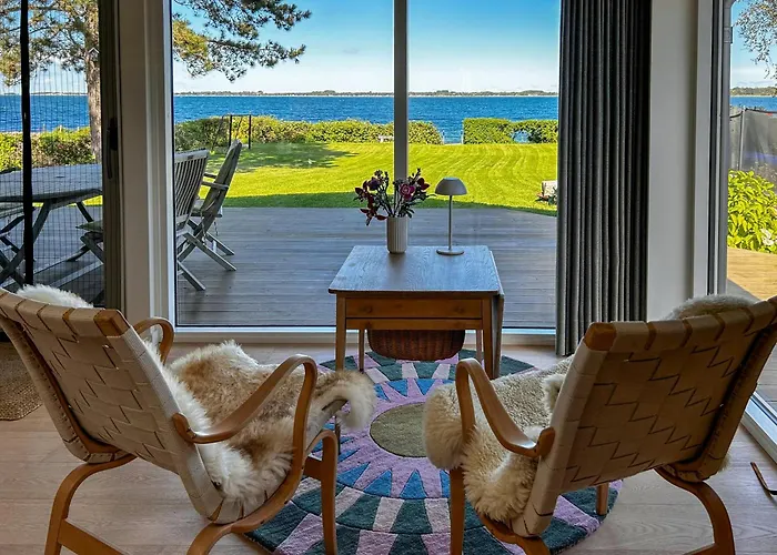 Casa vacanze Beachfront Near Dalby Bay
