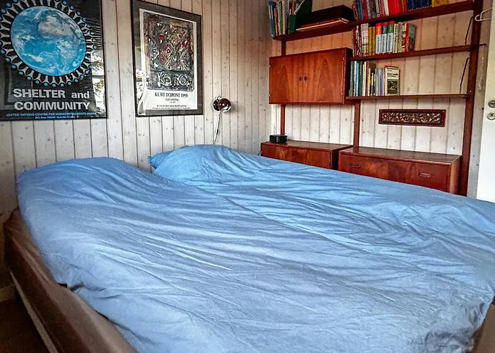 Beachfront Near Dalby Bay Casa vacanze