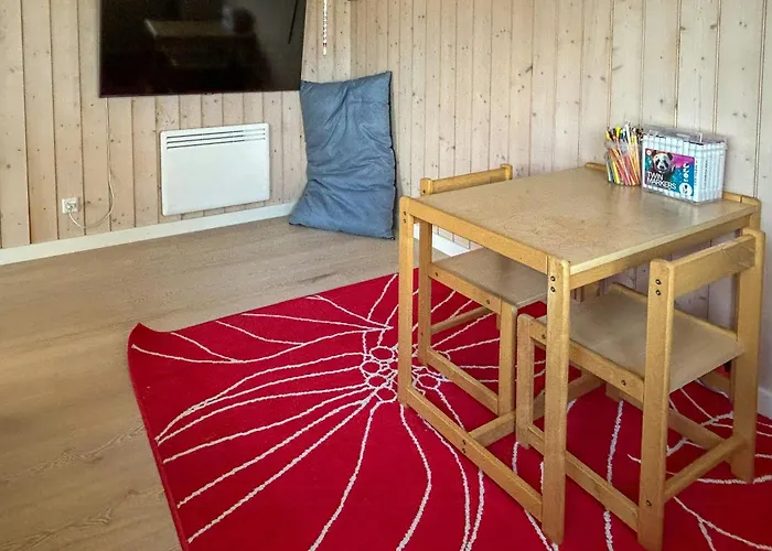 Beachfront Near Dalby Bay